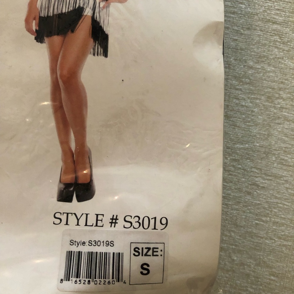 Flapper Costume - Picture 3 of 8